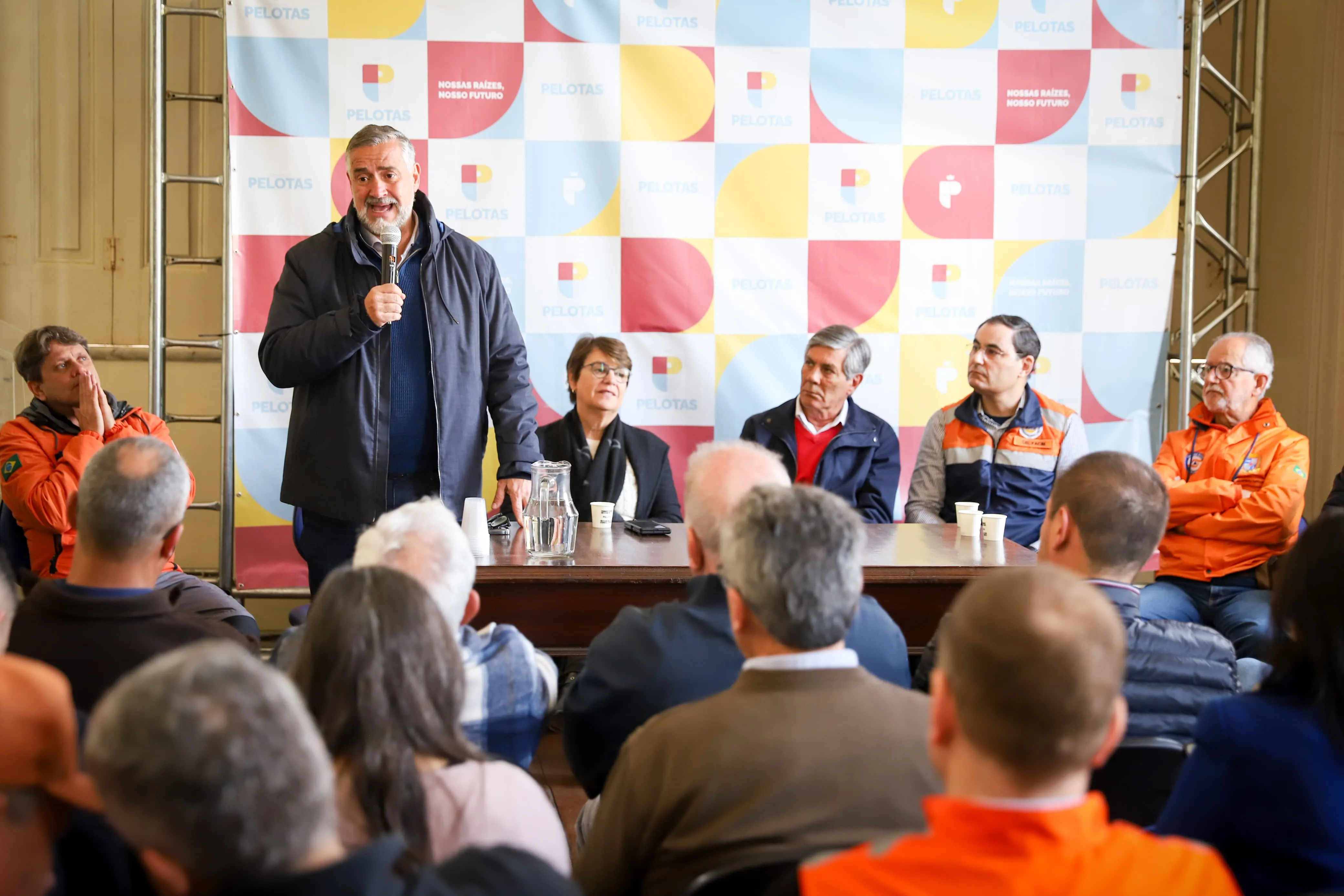 Pimenta reforçou ainda que a orientação do Governo Federal é atender todos os municípios atingidos, independentemente de posição política ou partidária