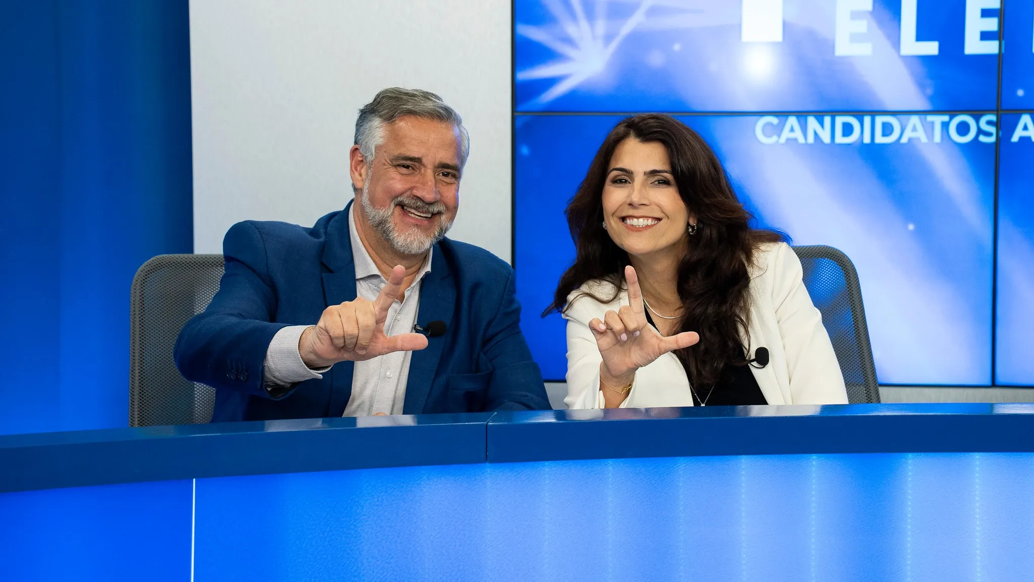 Pimenta e Manuela lideram na soma dos votos para o Senado - foto Gabriel Berlesi